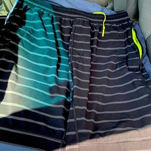 Lululemon shorts A+ shape no flaws